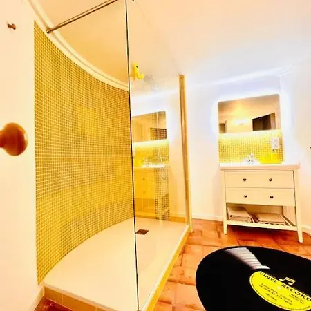 Le Yellow - Particulier Xixeme * Montpellier